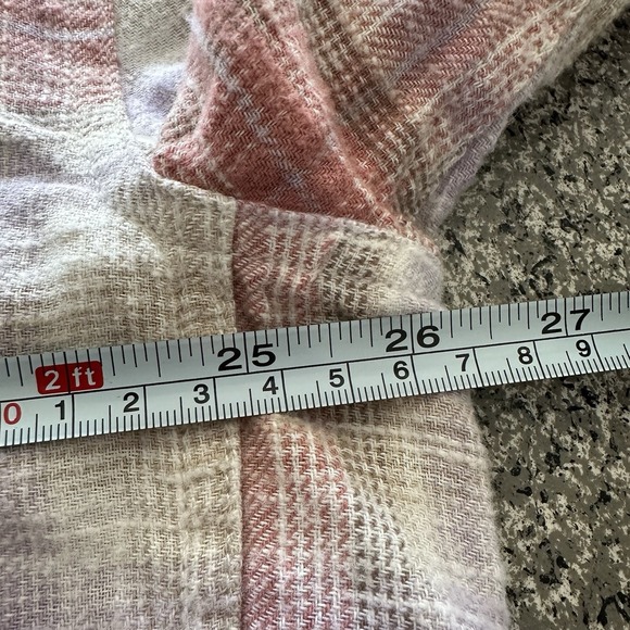 Aeropostale Long Sleeve Plaid Cropped Button Up Shirt Women's‎ Size M Fray Hem - Picture 3 of 6